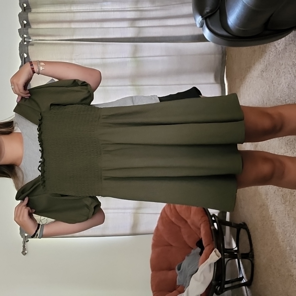 Green baby doll dress ninewest medium